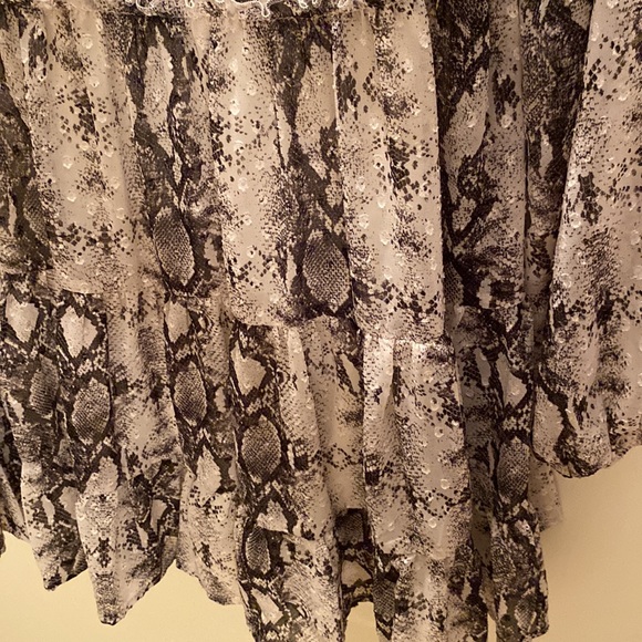 Alter’d State Flowy Long Top/Dress - Picture 4 of 5